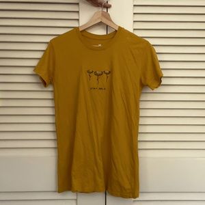 ‘Stay Gold’ Flower Tee